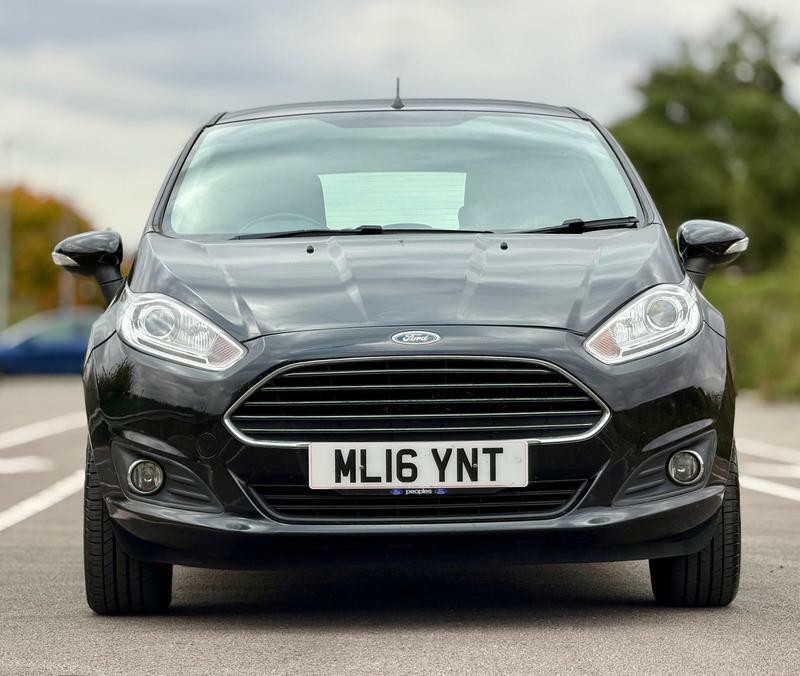 Ford Fiesta 1.25 Zetec Euro 6 ML16YNT Black #5