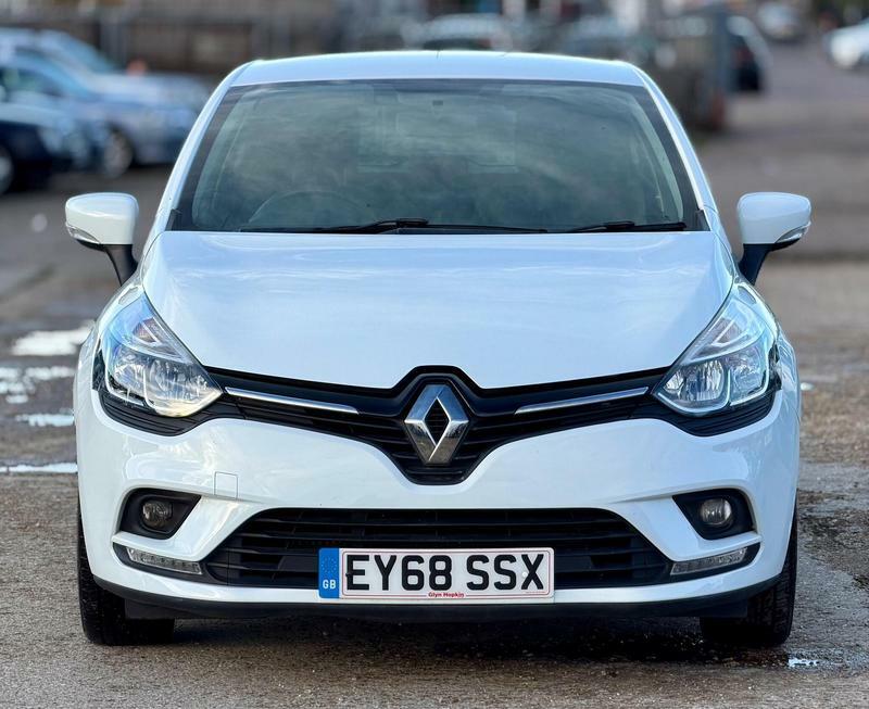 Renault Clio 0.9 Tce Iconic Euro 6 Ss EY68SSX White #6