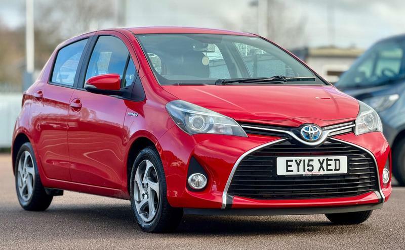 Toyota Yaris 1.5 Vvt-h Icon E-cvt Euro 6 EY15XED Red #2