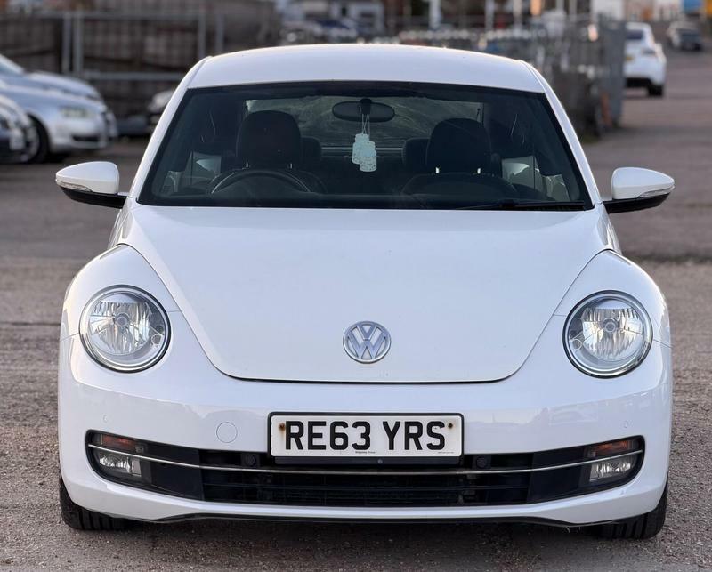 Volkswagen Beetle 1.6 Tdi Bluemotion Tech Design Euro 5 Ss RE63YRS White #4