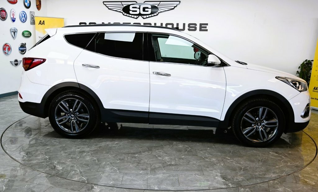 Hyundai Santa Fe 2.2L Premium Se White #6