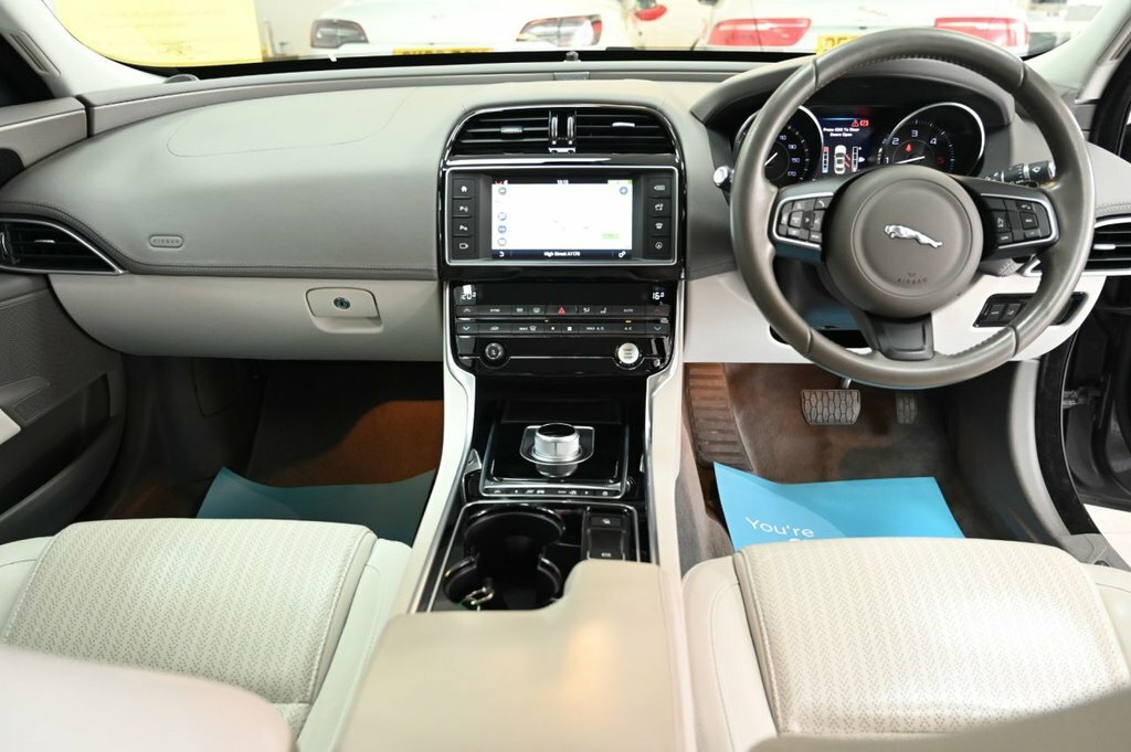 Jaguar XE 2L Portfolio NJ66ABZ Grey #2