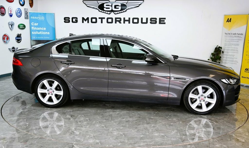 Jaguar XE 2L Portfolio NJ66ABZ Grey #6