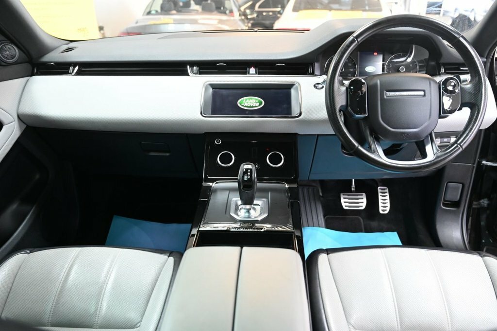 Land Rover Range Rover Evoque 2L R-dynamic S LC19UAD Black #4