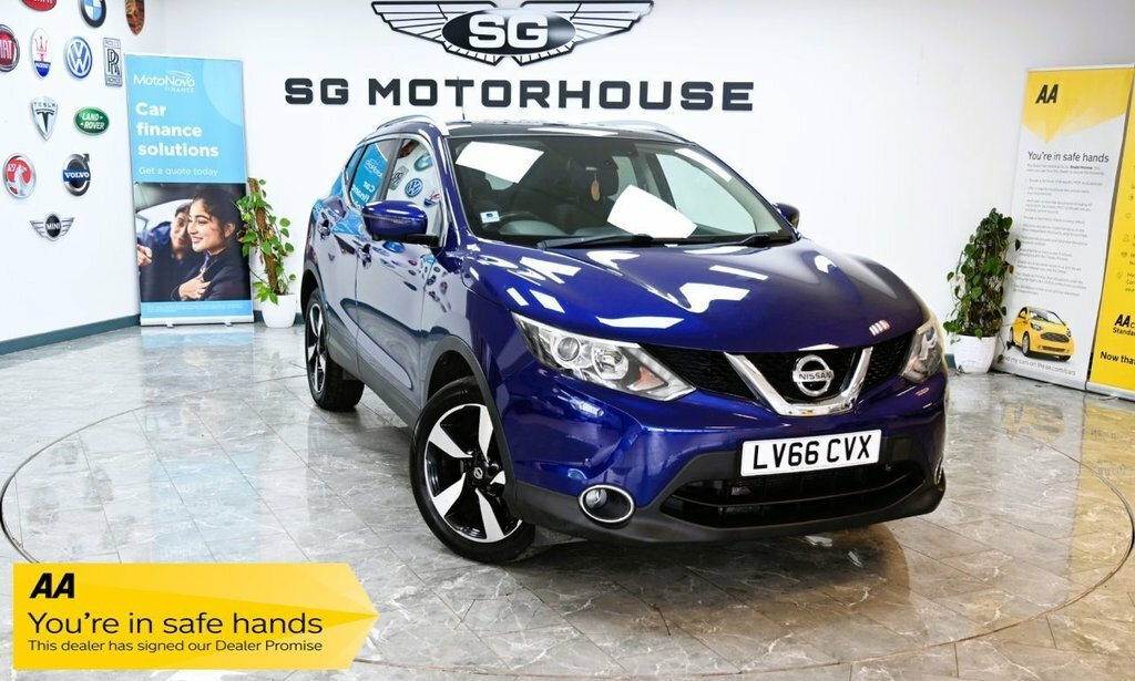 Nissan Qashqai 1.2L N-connecta Blue