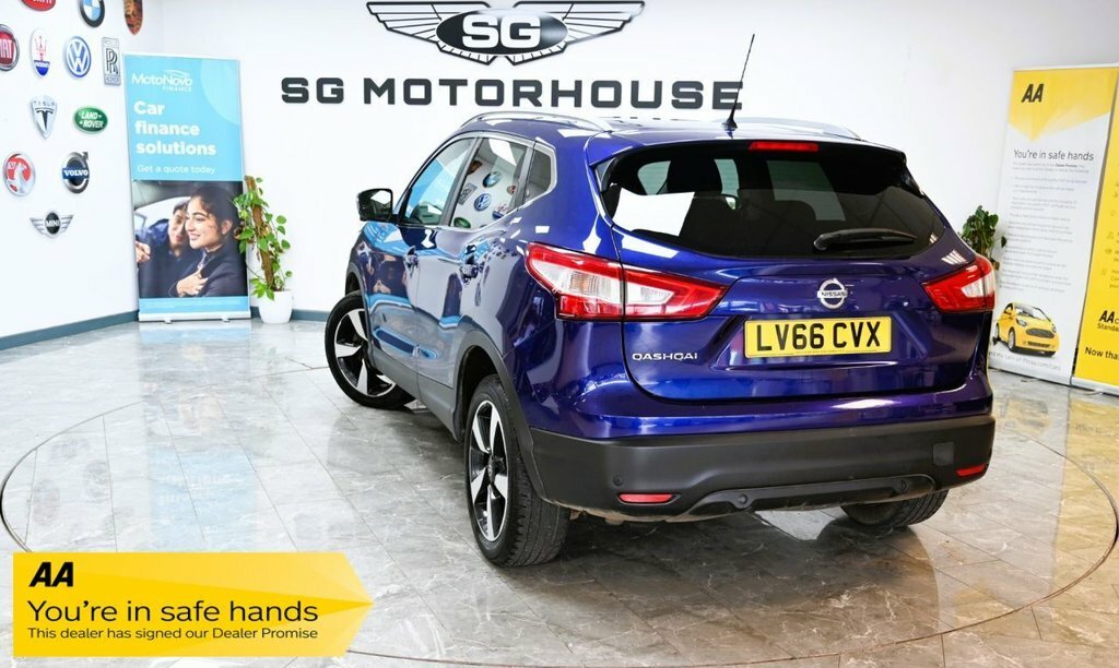 Nissan Qashqai 1.2L N-connecta LV66CVX Blue #2