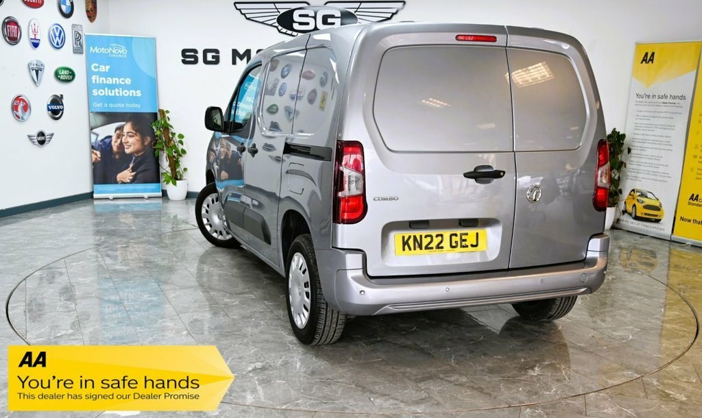 Vauxhall Combo 1.5L Sportive KN22GEJ Grey #2