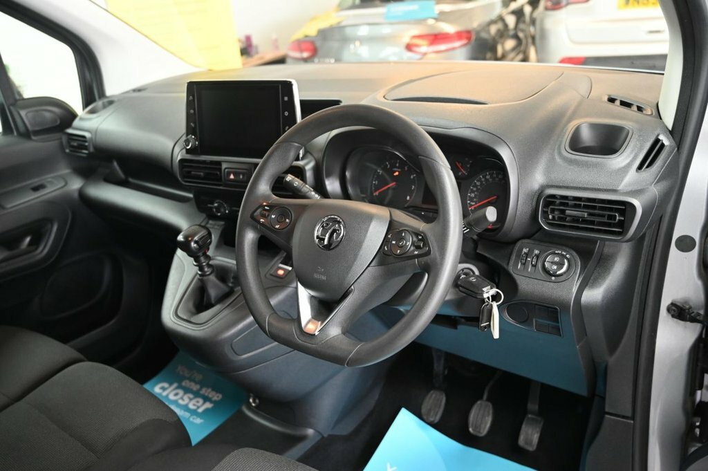 Vauxhall Combo 1.5L Sportive KN22GEJ Grey #3