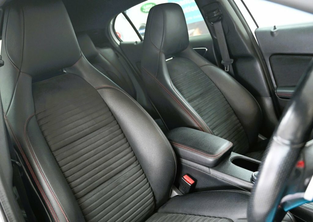 Mercedes-Benz GLA Class 1.6L Amg Line Edition SK69VMJ White #4