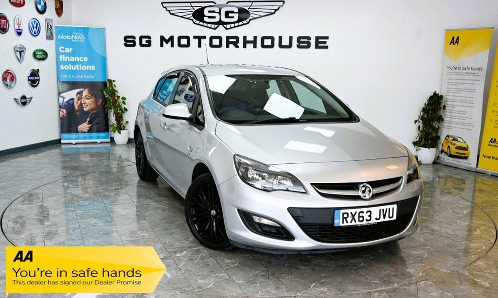 Vauxhall Astra 1L Energy Silver