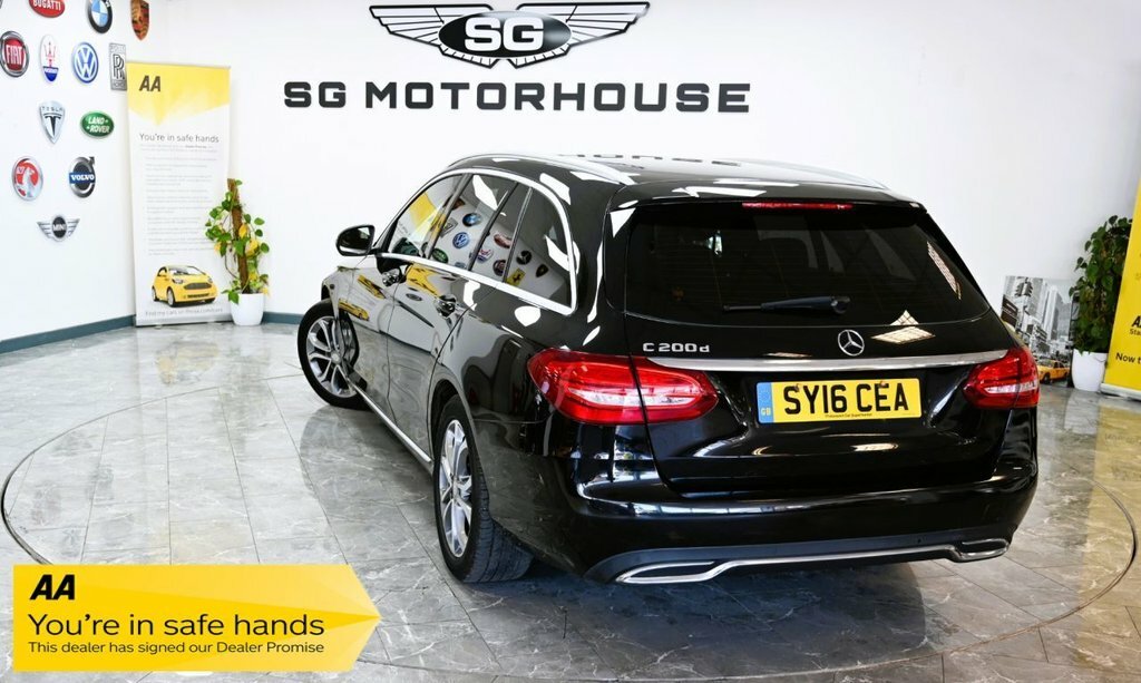 Mercedes-Benz C Class 1.6L Sport Black