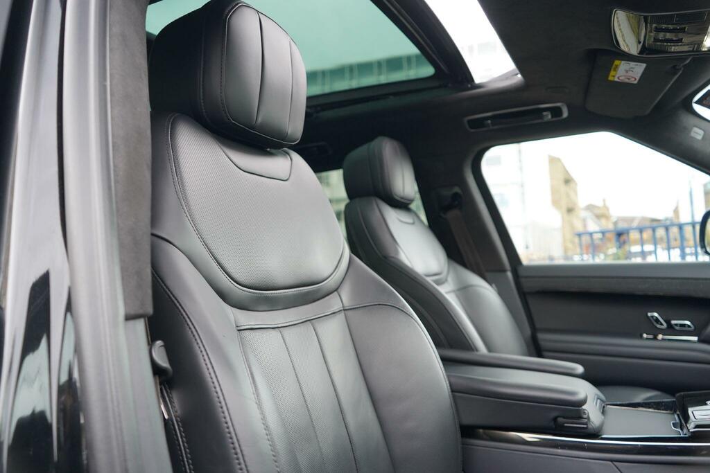 Land Rover Range Rover Sport 3.0 D300 Mhev 4Wd Euro 6 Ss  Black #3