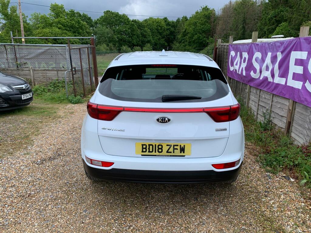 Kia Sportage 1.6 Gdi 1 Euro 6 Ss BD18ZFW White #3