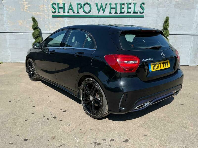 Mercedes-Benz A Class 2.1 A200d Amg Line 7G-dct Euro 6 S S - 2017 BG17VWW Black #2