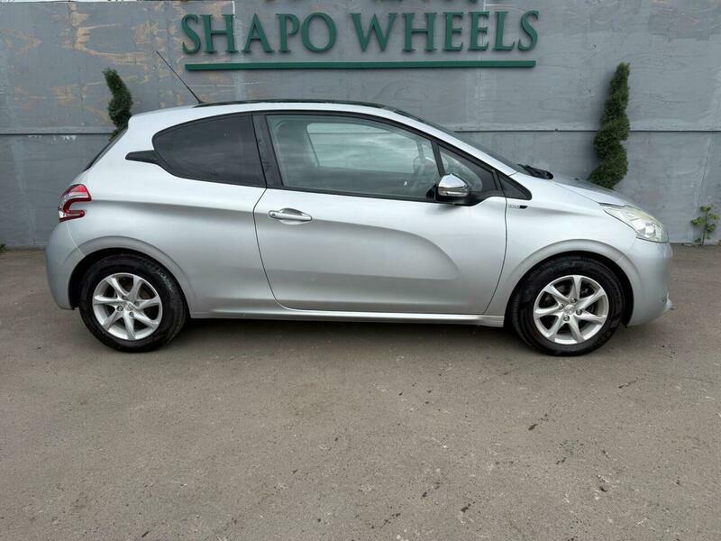 Peugeot 208 1.2 Vti Puretech Style Euro 6 - 2015 15 Plate SY15NZC Silver #6