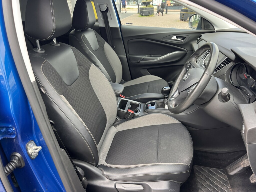 Vauxhall Grandland X Suv 1.5 Turbo D Blueinjection Sport Nav 2018 YR68SJX Blue #5