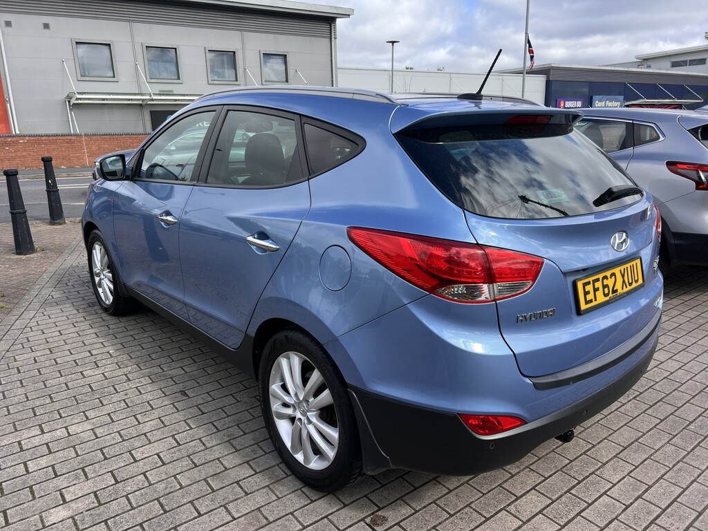 Hyundai Ix35 Suv 2.0 Crdi Premium 2012 Blue #4