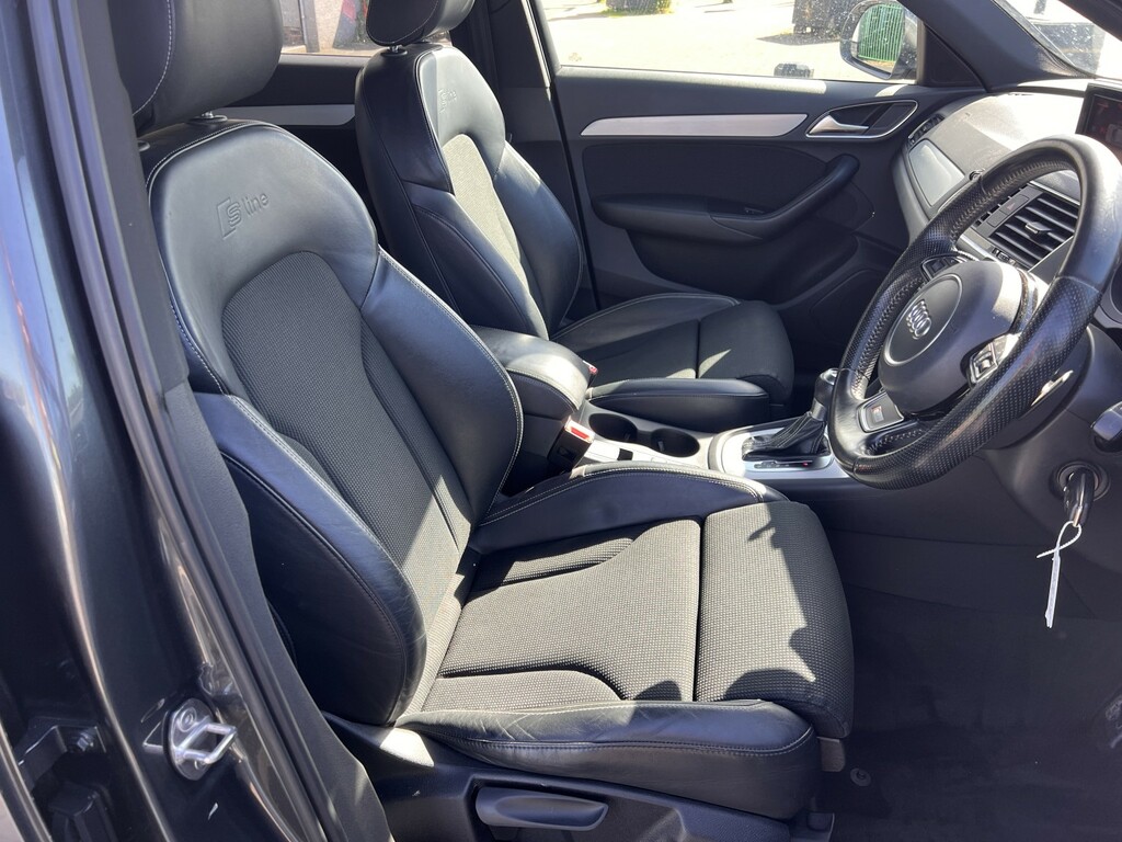 Audi Q3 Suv 1.4 Tfsi Cod S Line 2016 VA65OBE Grey #5