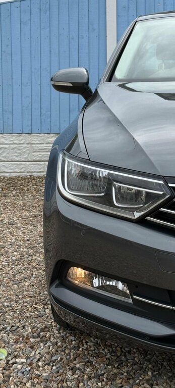 Volkswagen Passat 2016 2.0 Tdi Bluemotion Tech Se Business Saloon YA66KZD Grey #2