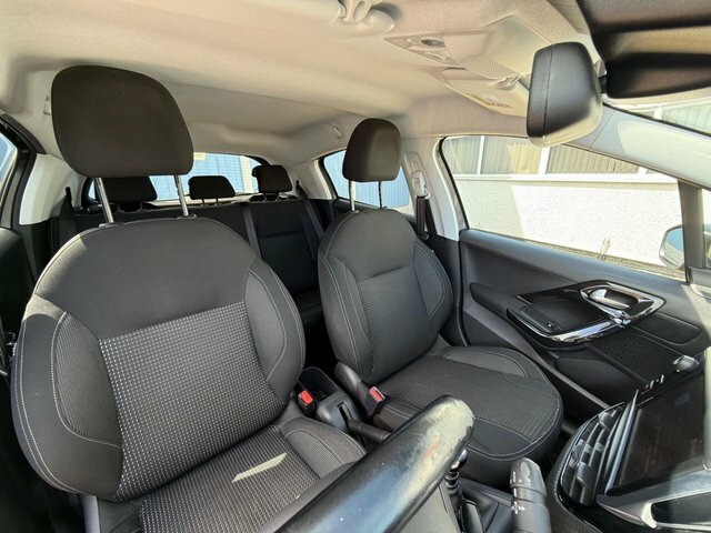 Peugeot 208 2018 1.2 Puretech Tech Edition Hatchback Petro MA68LFK Grey #4