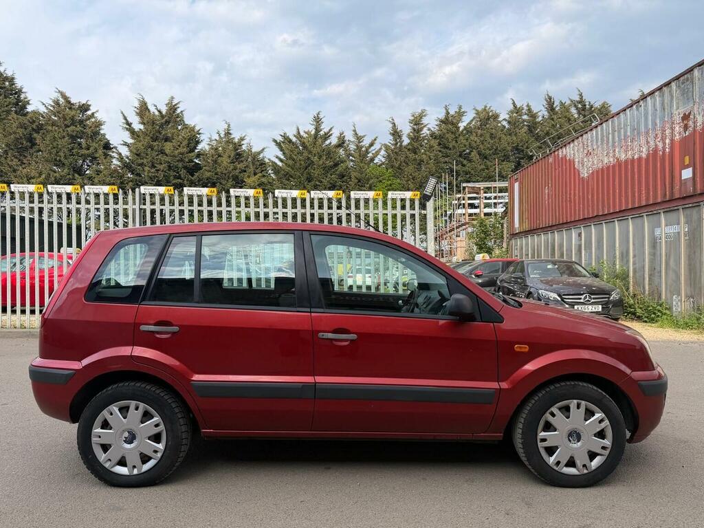 Ford Fusion Hatchback 1.4 Style Durashift Est 200959 Red #6