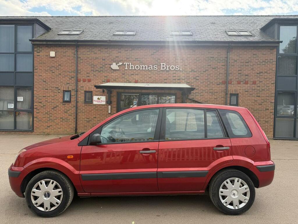 Ford Fusion Hatchback 1.4 Style Durashift Est 200959 Red #5