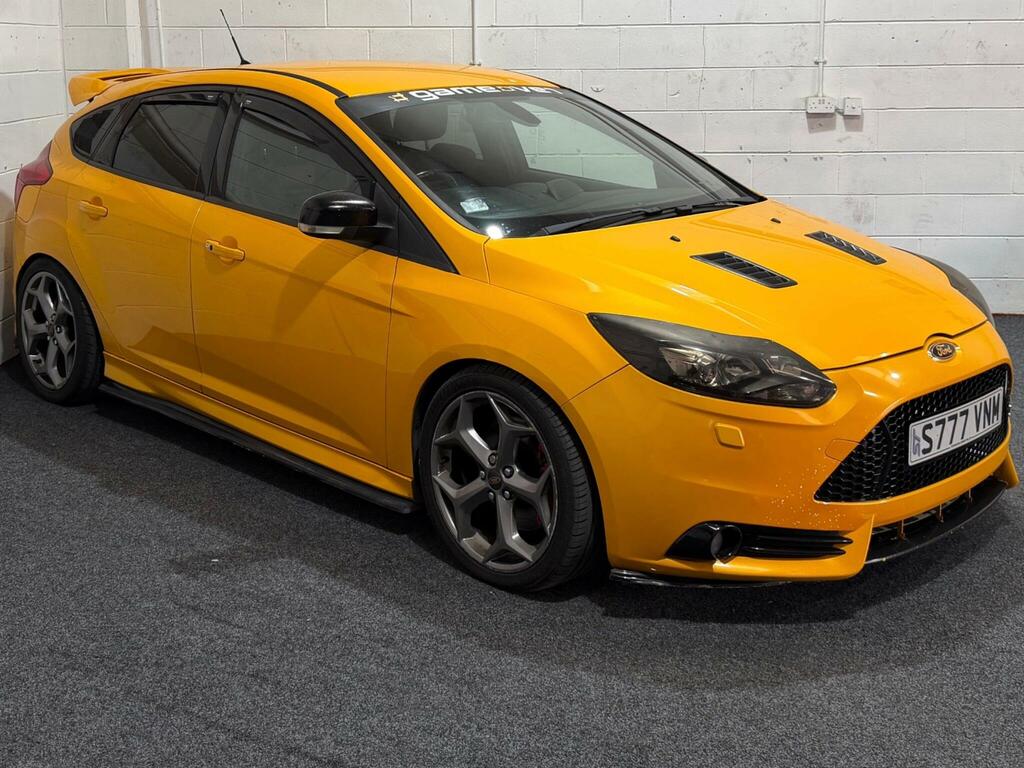 Ford Focus 2.0T Ecoboost St-3 Euro 5 Ss S777VNM Yellow