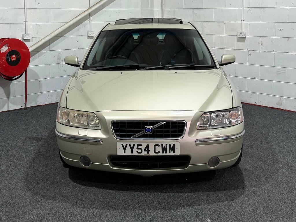 Volvo S60 2.4 D5 Se Gold #2