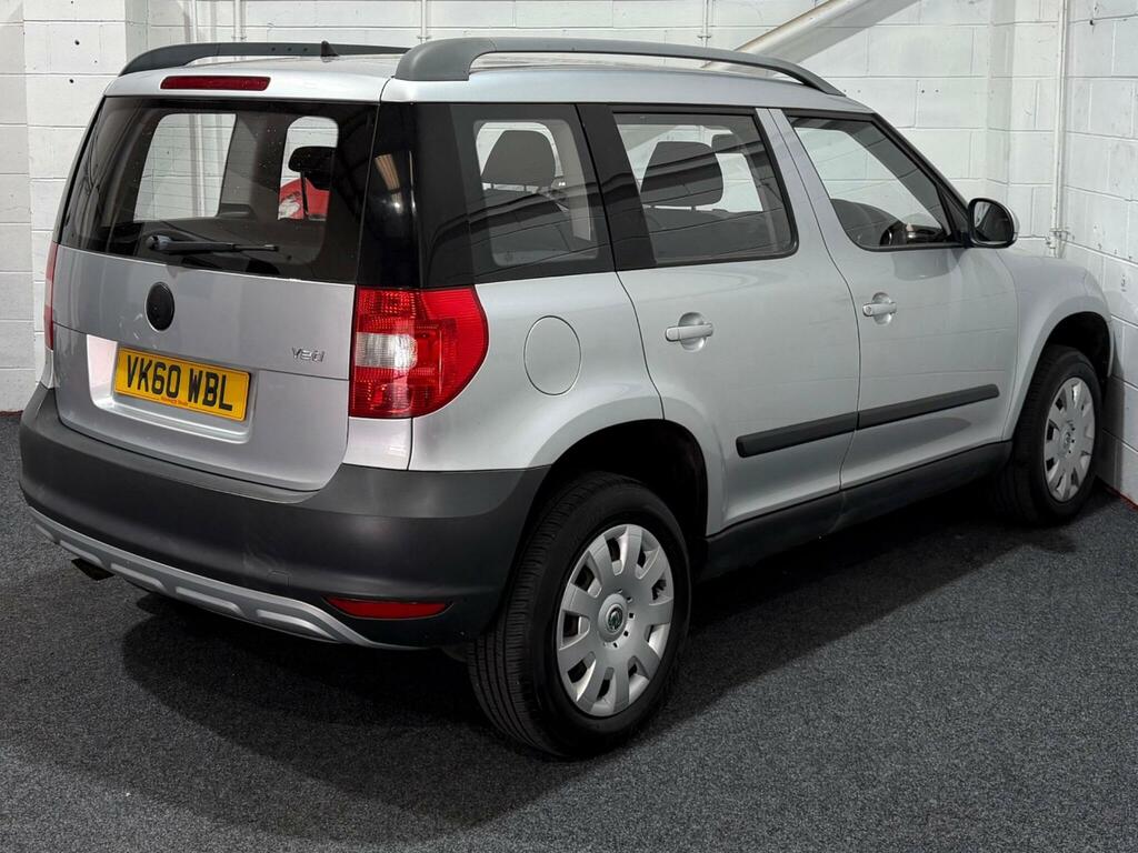 Skoda Yeti S VK60WBL Silver #6