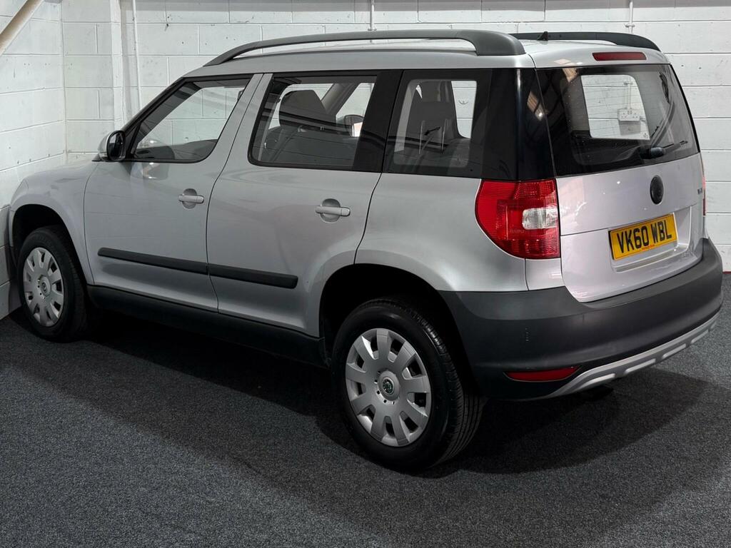 Skoda Yeti S VK60WBL Silver #4