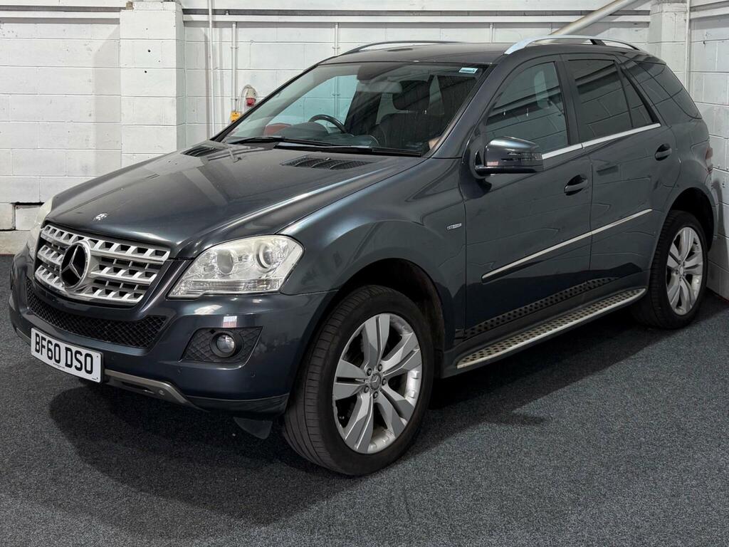 Mercedes-Benz M Class 3.0 Ml300 Cdi V6 Blueefficiency Sport Tiptronic 4W Grey #3