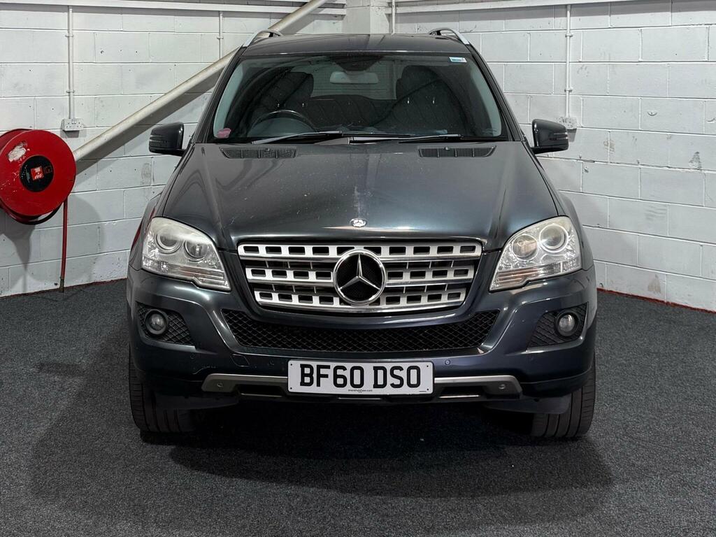 Mercedes-Benz M Class 3.0 Ml300 Cdi V6 Blueefficiency Sport Tiptronic 4W Grey #2