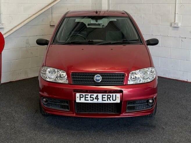 Fiat Punto 1.2 Active Sport Red #2