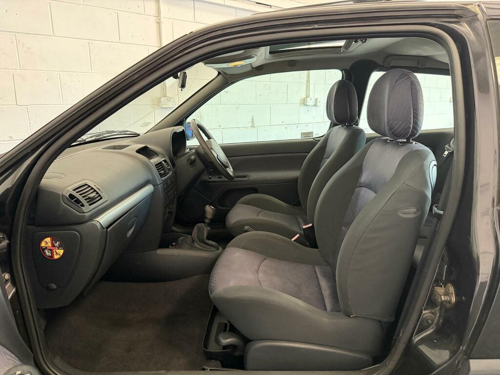 Renault Clio 1.2 16V Expression White #11