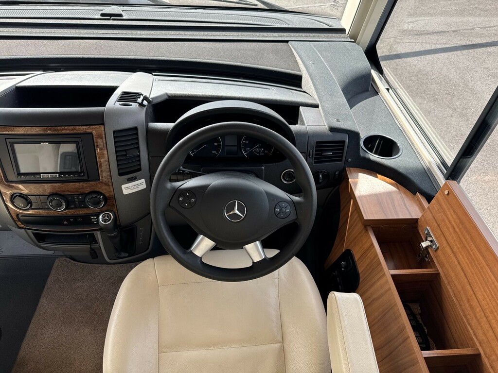 Mercedes-Benz  350D 4Matic Amg Line Premium Black #66