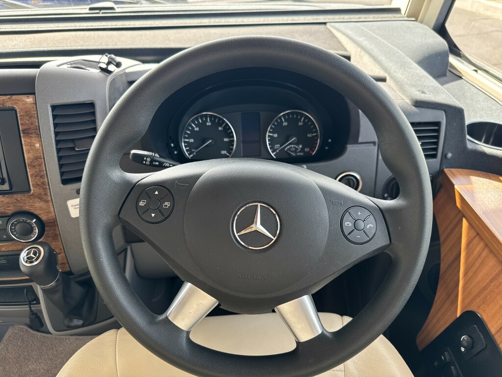 Mercedes-Benz  350D 4Matic Amg Line Premium Black #33