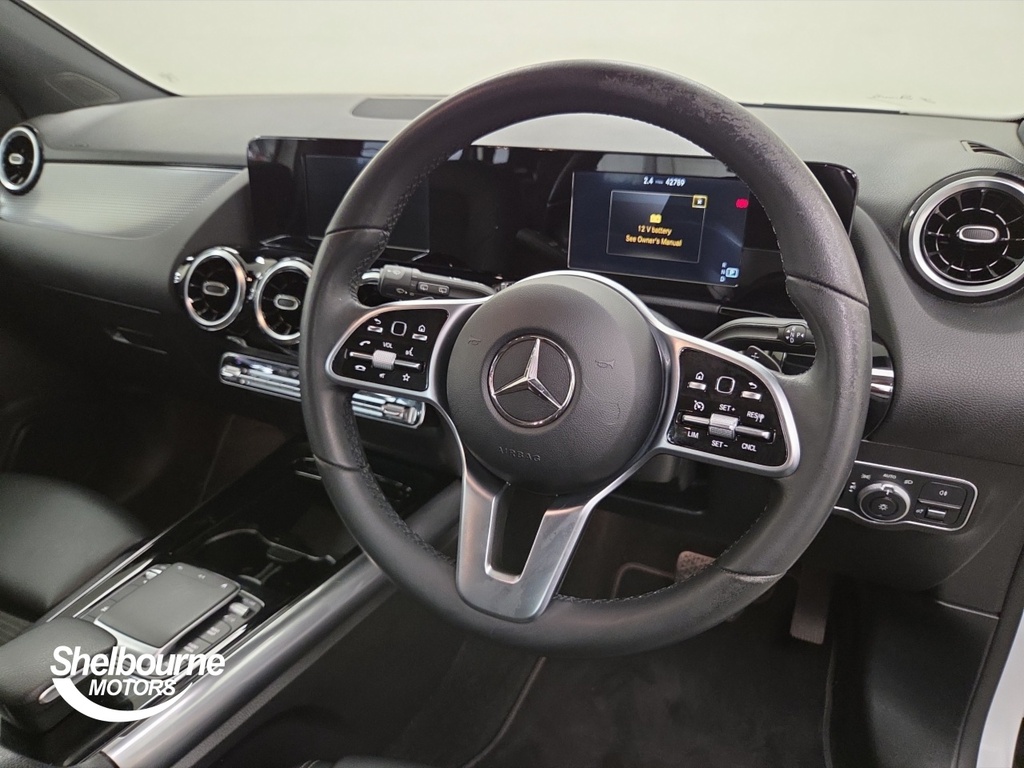 Mercedes-Benz GLA Class Gla 1.3 Gla200 Sport Suv 7G-dct PF70WGX White #4