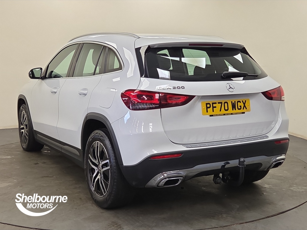 Mercedes-Benz GLA Class Gla 1.3 Gla200 Sport Suv 7G-dct PF70WGX White #2