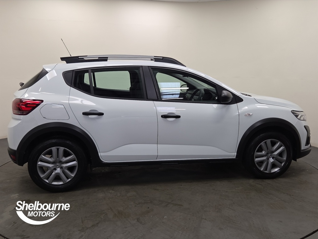 Dacia Sandero Stepway New Sandero Stepway Essential 1.0 Tce 90 RXZ5102 White #3