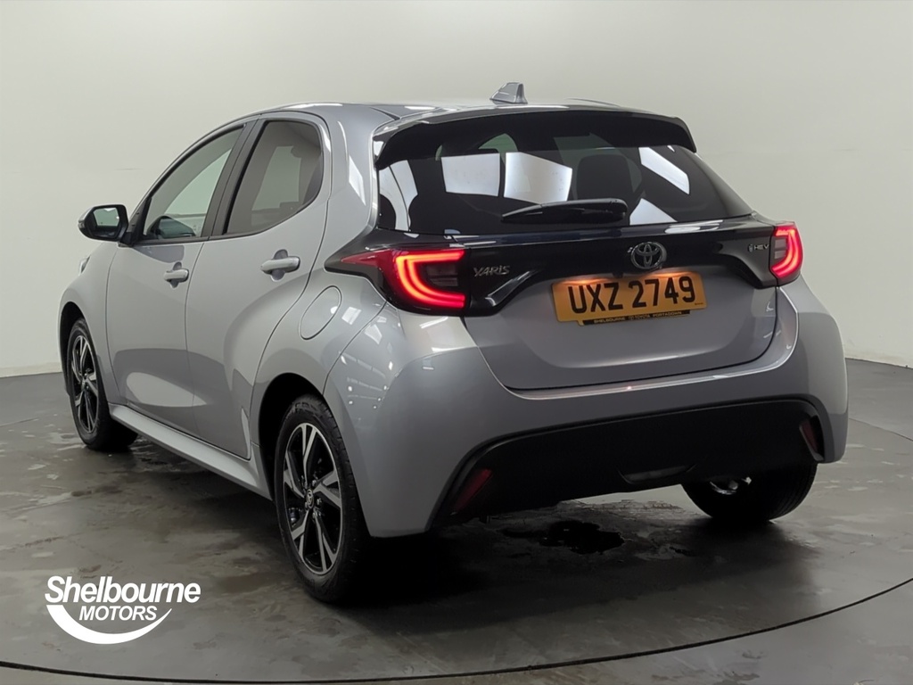 Toyota Yaris Yaris Design UXZ2749 Silver #2