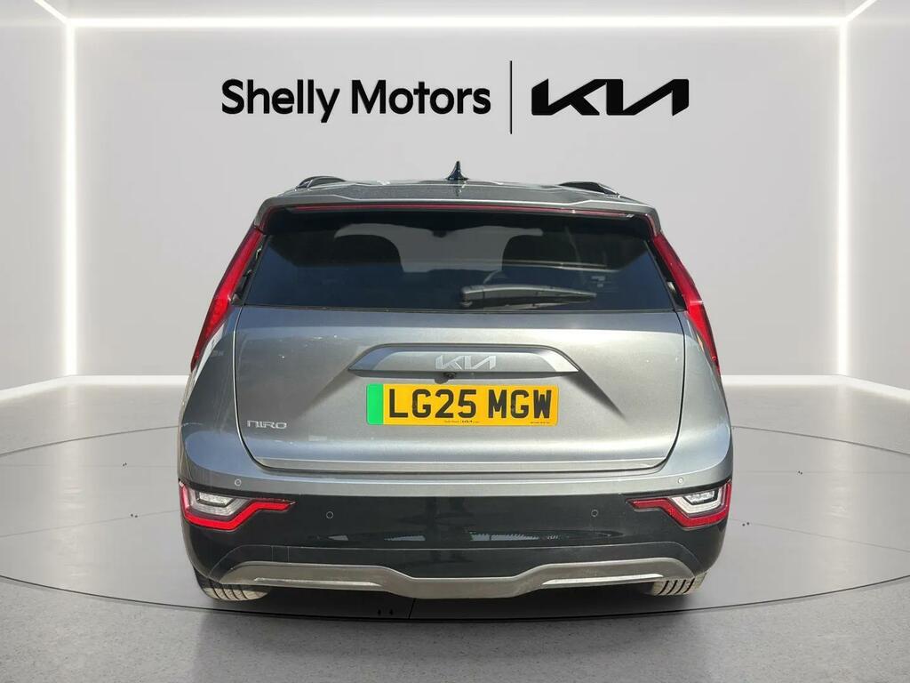 Kia e-Niro 150Kw 4 65Kwh LG25MGW Silver #4