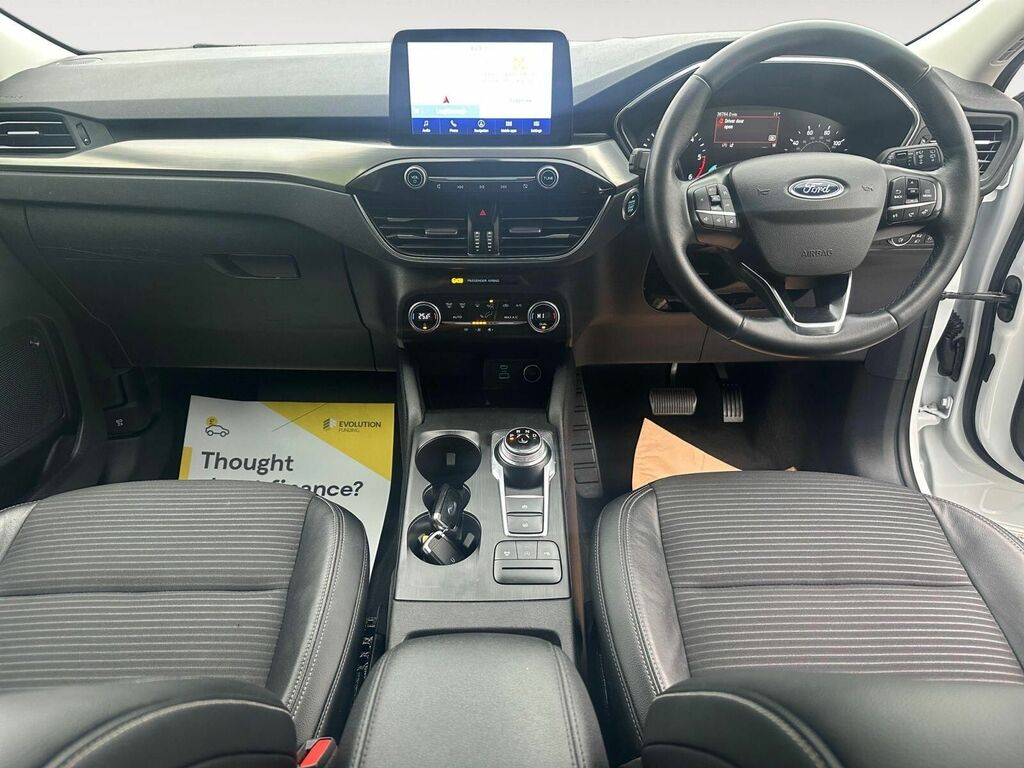 Ford Kuga 2.0 Ecoblue Titanium Awd Euro 6 Ss YE70UVA White #4