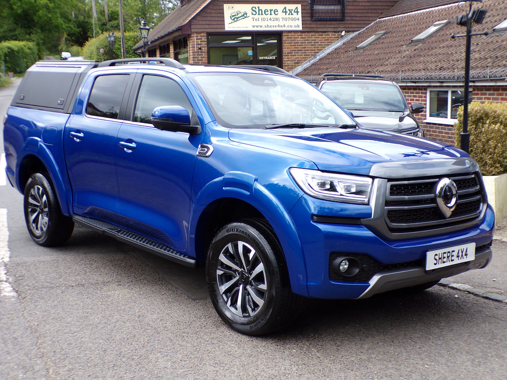 Great Wall POER300 2.4D Ultra Pickup Double Cab Blue