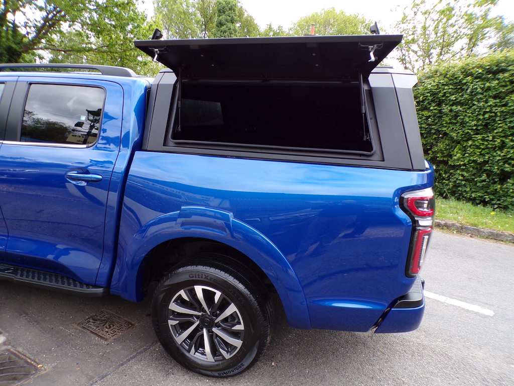 Great Wall POER300 2.4D Turbo Vanta Double Cab Pickup 4X4 Black #8