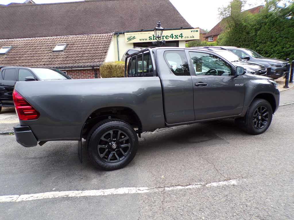 Toyota HILUX 2.4 D-4d Active Extra Pickup Extended Cab Dies WP21EHV Grey #4
