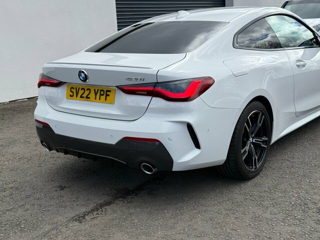 BMW 4 Series Gran Coupe 2.0 420I M Sport Coupe Euro 6 S S SV22YPF White #3