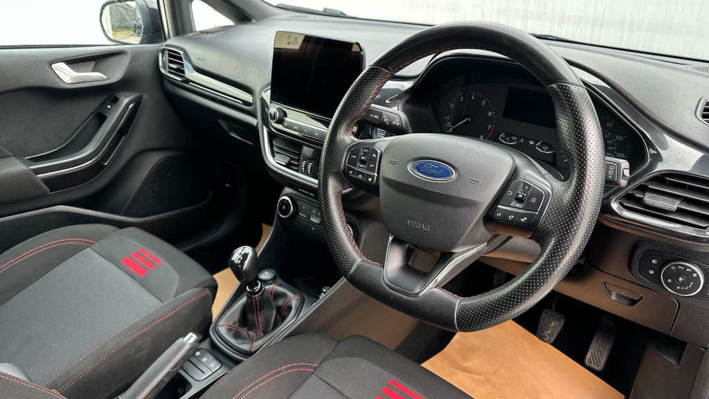 Ford Fiesta 1.0T Ecoboost St-line Hatchback FV72DCO Black #2