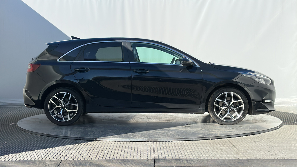 Kia Ceed 1.5 T-gdi 3 Hatchback Dct Euro 6 Ss SJ23OBA Black #5
