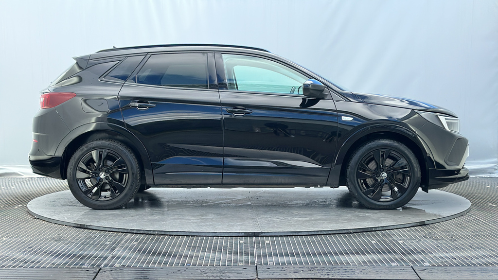 Vauxhall Grandland 1.6 13.2Kwh Gs Line Suv Plug-in Hybrid DF22AYO Black #5