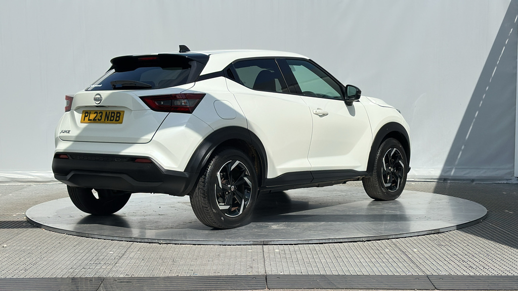 Nissan Juke 1.0 Dig-t N-connecta Suv Dct Euro PL23NBB White #6